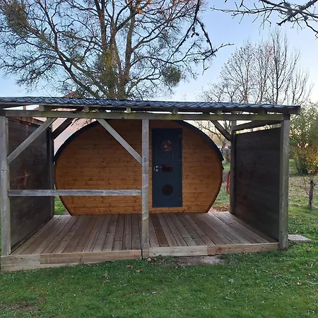 Le Cabanon Du Campsite Bannes (Haute-Marne)
